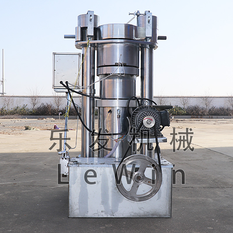 32斤液壓榨油機(jī)(油坊)